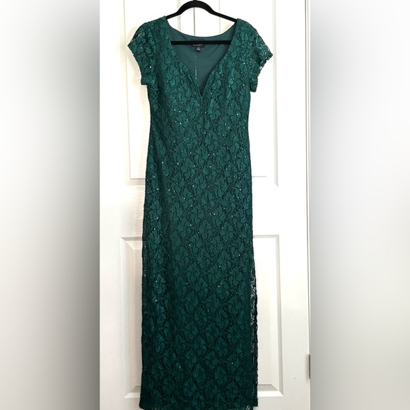 Connected Apparel Dress, Maxi, Lace, Green, size 10 - Picture 1 of 7